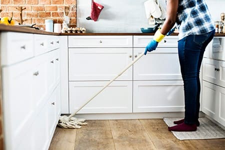 Mastering the Art of Cleaning Laminate Floors with Fabuloso