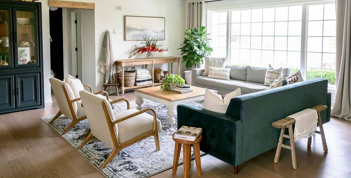 Achieving Organic Modern Living Room Excellence