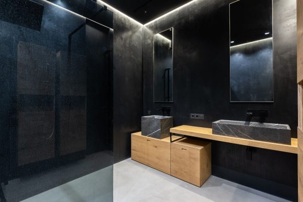 Maximizing Style and Elegance Dark Bathroom Ideas