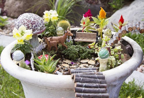 Remembering Loved Ones Creative Memorial Garden Ideas