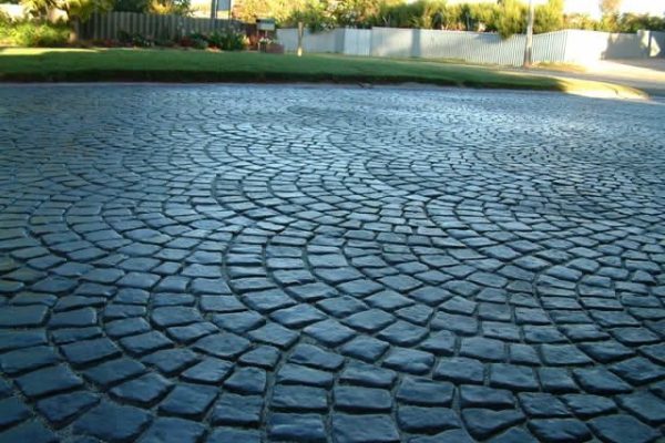 The Ultimate Guide to Enhancing Your Home with a Cobblestone Driveway