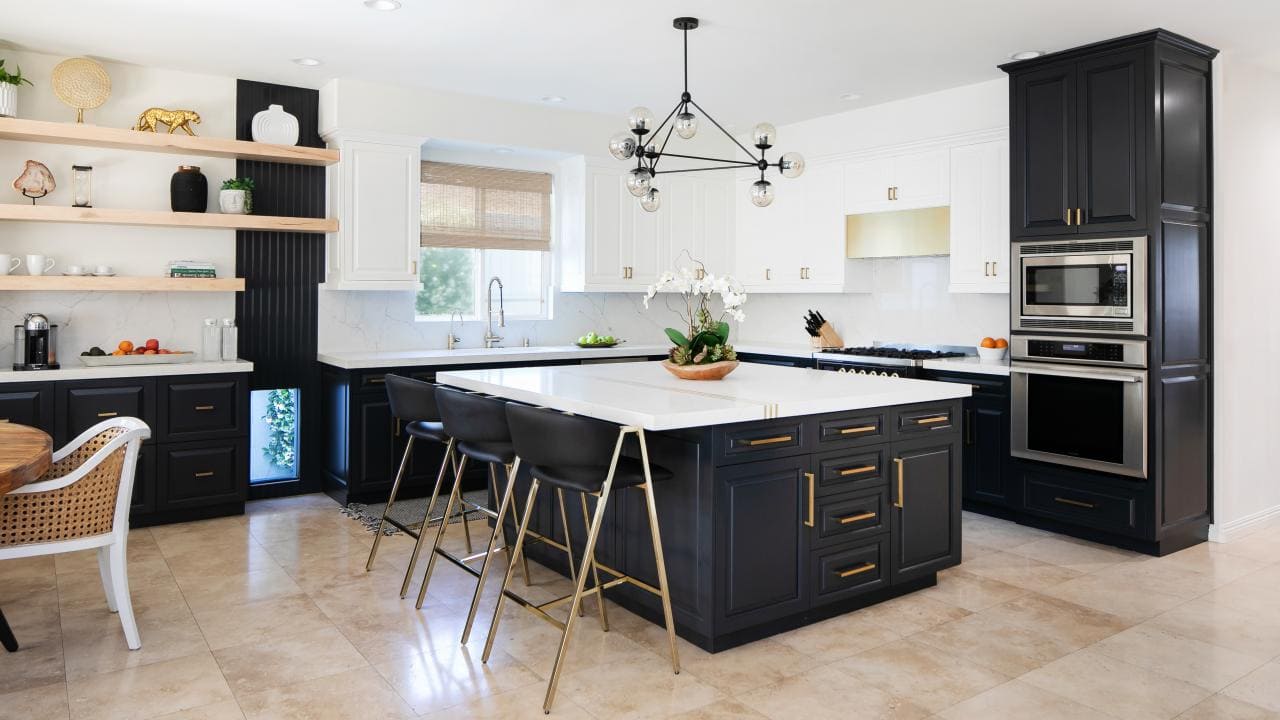 Timeless Elegance Designing a Black and White Kitchen That Transcends Trends