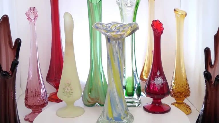 Elevate Your Décor with a Swung Glass Vase A Timeless Statement Piece